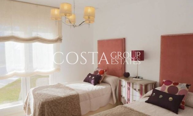 Wiederverkauf - Villa -
Alicante - Alicante Centro