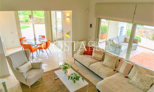 Herverkoop - Villa -
Orihuela Costa - Las Colinas Golf