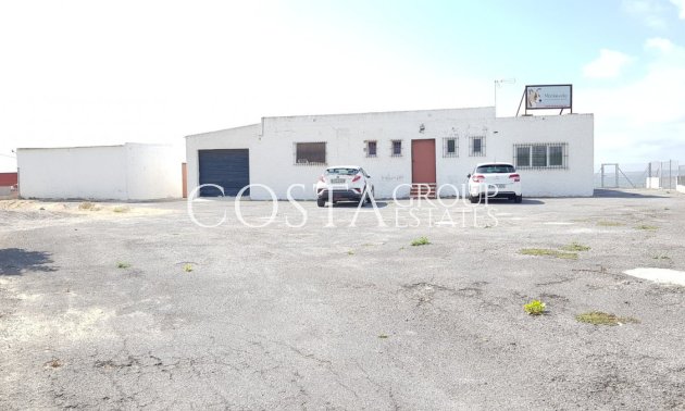 Resale - Villa -
Los Montesinos - Los Montesinos Centro