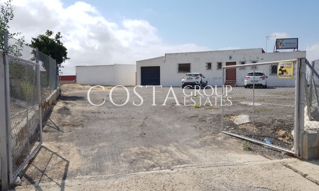 Resale - Villa -
Los Montesinos - Los Montesinos Centro