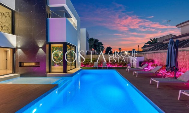 Wiederverkauf - Villa -
Torrevieja