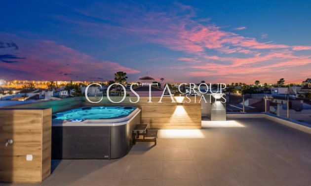 Wiederverkauf - Villa -
Torrevieja