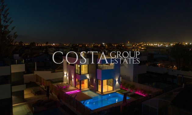 Wiederverkauf - Villa -
Torrevieja