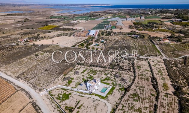 Herverkoop - Villa -
San Fulgencio - La Marina