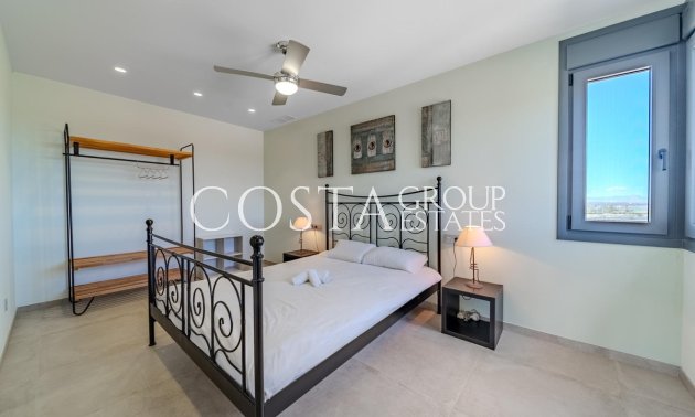 Herverkoop - Villa -
San Fulgencio - La Marina