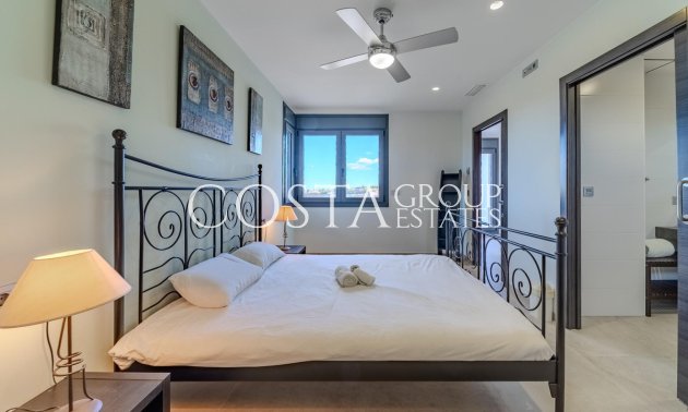 Herverkoop - Villa -
San Fulgencio - La Marina