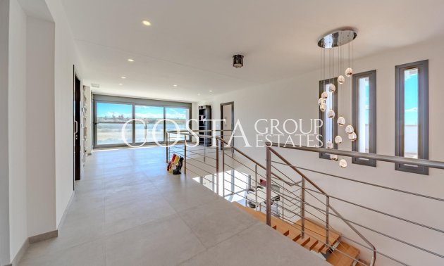 Herverkoop - Villa -
San Fulgencio - La Marina