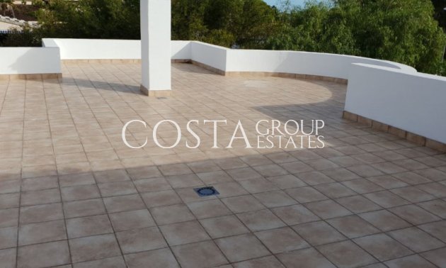 Herverkoop - Villa -
Orihuela Costa - La Zenia