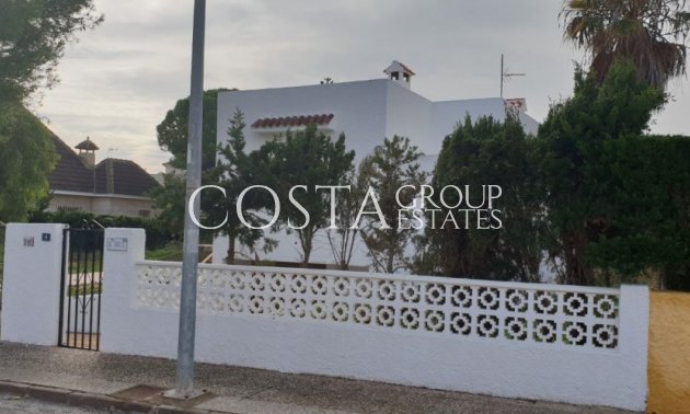 Herverkoop - Villa -
Orihuela Costa - La Zenia
