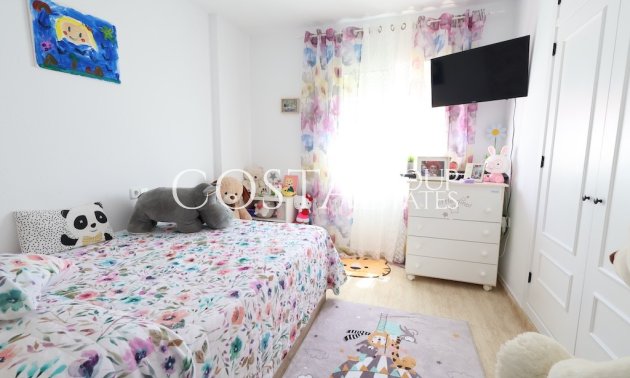 Resale - Apartments -
Pilar de la Horadada - Torre De La Horadada