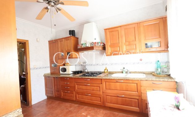 Herverkoop - Huis -
Orihuela Costa - Playa Flamenca