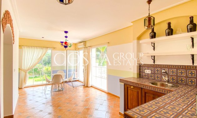 Herverkoop - Villa -
Orihuela Costa - Villamartin