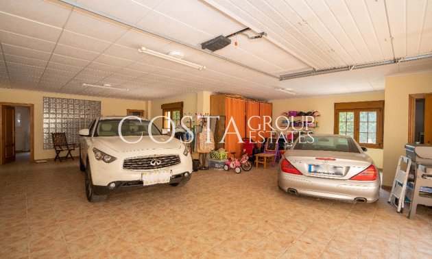 Herverkoop - Villa -
Orihuela Costa - Campoamor