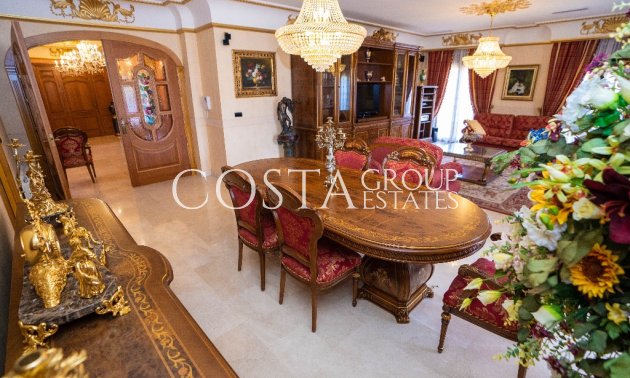 Herverkoop - Villa -
Orihuela Costa - Campoamor