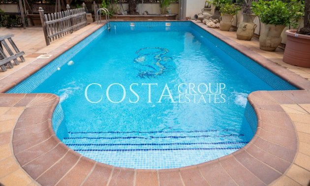 Herverkoop - Villa -
Orihuela Costa - Campoamor