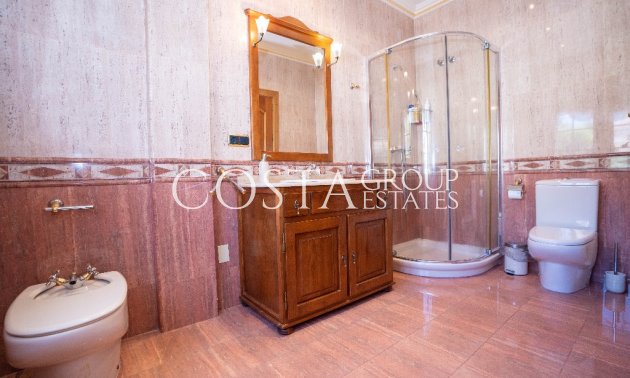 Herverkoop - Villa -
Orihuela Costa - Campoamor