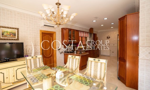 Herverkoop - Villa -
Orihuela Costa - Campoamor