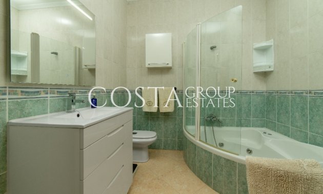 Herverkoop - Villa -
Orihuela Costa - Los Altos