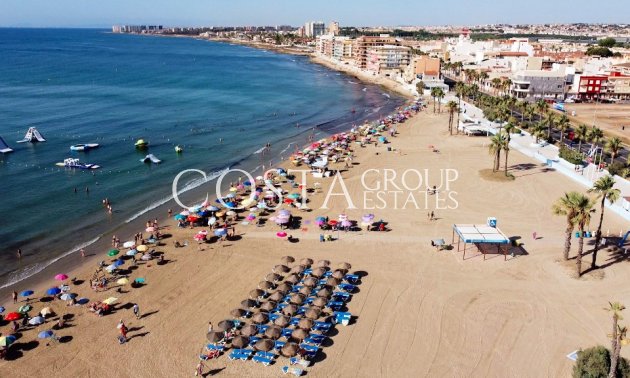 Herverkoop - Villa -
Orihuela Costa - Los Altos