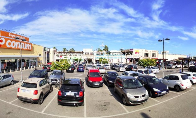 Herverkoop - Villa -
Orihuela Costa - Los Altos