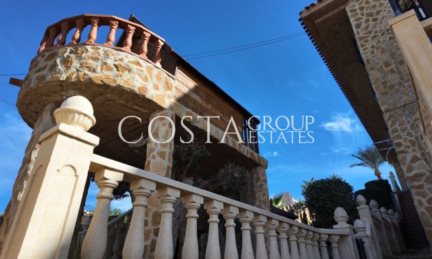 Herverkoop - Villa -
Orihuela Costa - Los Balcones