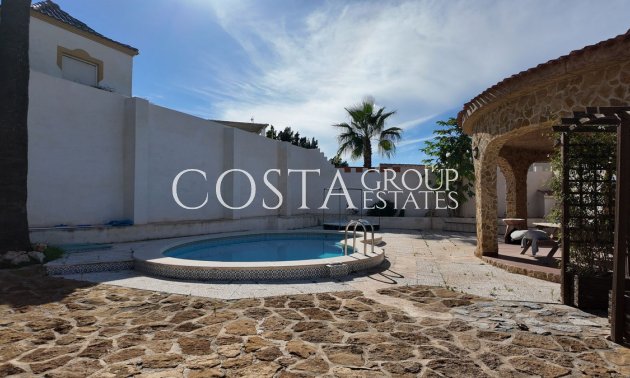 Herverkoop - Villa -
Orihuela Costa - Los Balcones