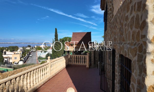 Herverkoop - Villa -
Orihuela Costa - Los Balcones