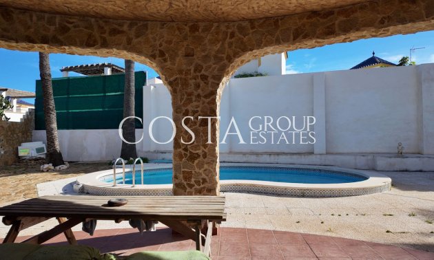 Herverkoop - Villa -
Orihuela Costa - Los Balcones