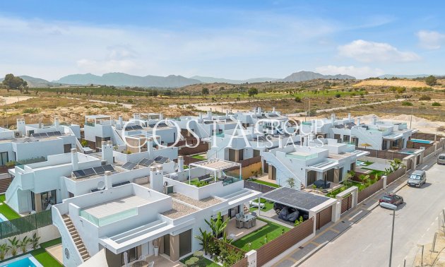 Herverkoop - Villa -
Orihuela Costa - Vista Bella Golf