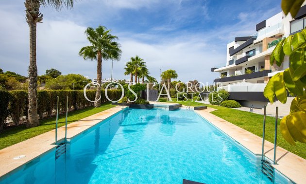 Resale - Apartments -
Orihuela Costa