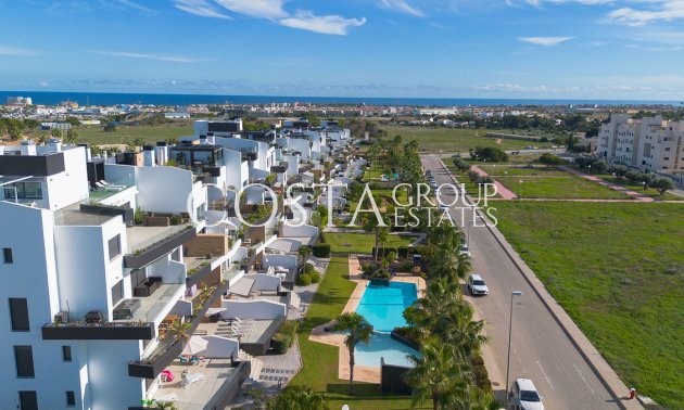 Resale - Apartments -
Orihuela Costa