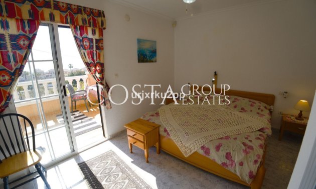 Revente - Maison -
Torrevieja