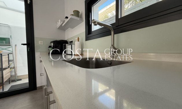 Resale - Villa -
Los Montesinos - Los Montesinos Centro