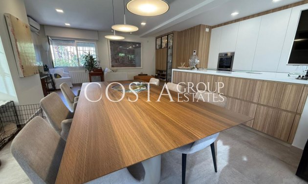 Odsprzedaż - Willa -
San Miguel de Salinas - San Miguel de Salinas Centro