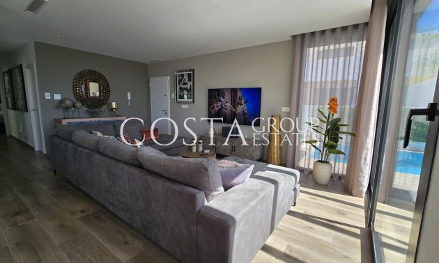 Resale - Villa -
Los Montesinos - Los Montesinos Centro