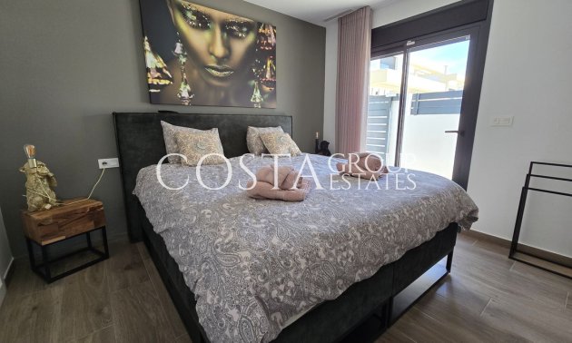 Resale - Villa -
Los Montesinos - Los Montesinos Centro