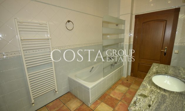 Herverkoop - Villa -
Orihuela Costa - La Matanza