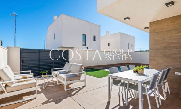 Odsprzedaż - Willa -
San Miguel de Salinas - San Miguel de Salinas Centro