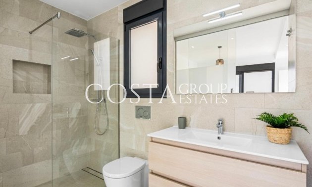 Odsprzedaż - Willa -
San Miguel de Salinas - San Miguel de Salinas Centro