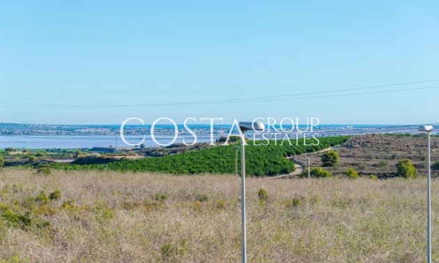 Odsprzedaż - Willa -
San Miguel de Salinas - San Miguel de Salinas Centro