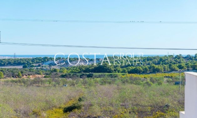 Odsprzedaż - Willa -
San Miguel de Salinas - San Miguel de Salinas Centro