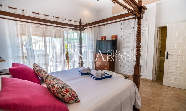 Resale - Villa -
Torrevieja - La Siesta