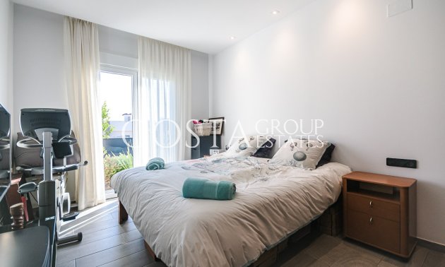 Resale - Villa -
Algorfa