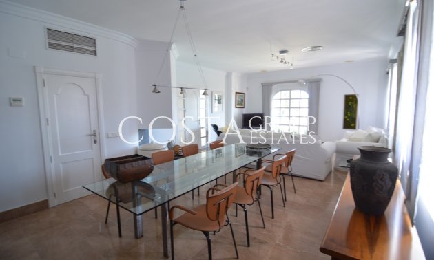 Herverkoop - Villa -
Torrevieja