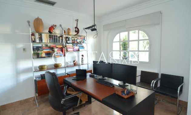 Herverkoop - Villa -
Torrevieja