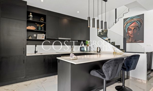 Resale - Villa -
Los Montesinos - Los Montesinos Centro