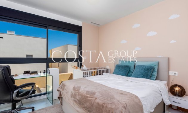 Resale - Villa -
Los Montesinos - Los Montesinos Centro