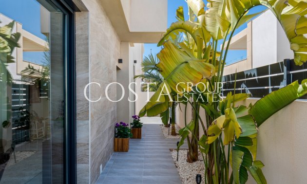 Resale - Villa -
Los Montesinos - Los Montesinos Centro