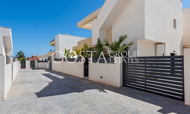 Resale - Villa -
Los Montesinos - Los Montesinos Centro