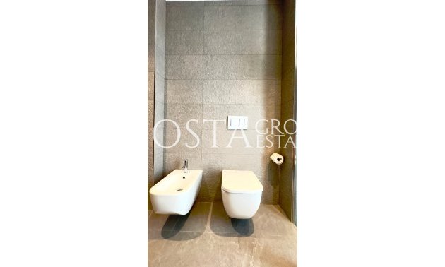 Herverkoop - Villa -
Orihuela Costa - Las Colinas Golf